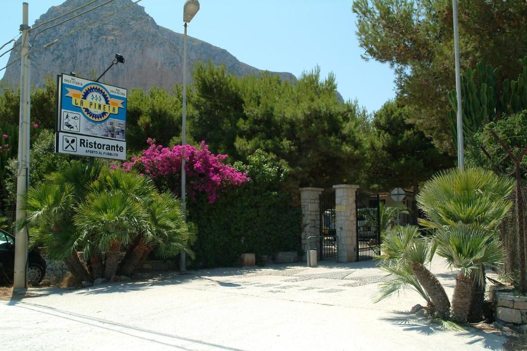 Camping Village La Pineta Сан-Вито-Ло-Капо Экстерьер фото